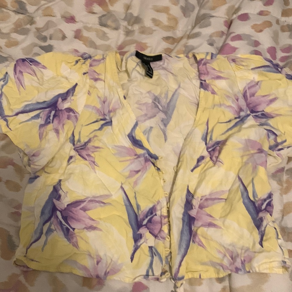 Forever 21 tee